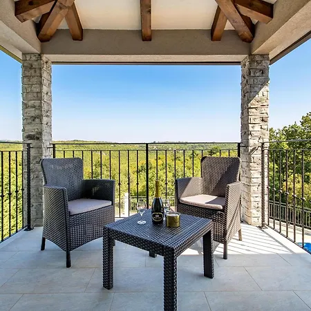 Casa Aurelia A Pet-friendly Retreat With Wallbox *
