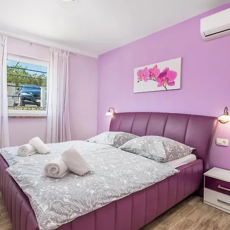 בית נופש Casa Aurelia A Pet-friendly Retreat With Wallbox Kunj