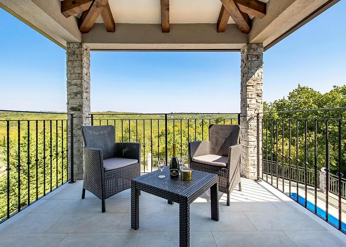 Casa Aurelia A Pet-friendly Retreat With Wallbox *