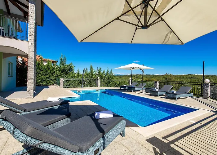 Casa Aurelia A Pet-friendly Retreat With Wallbox