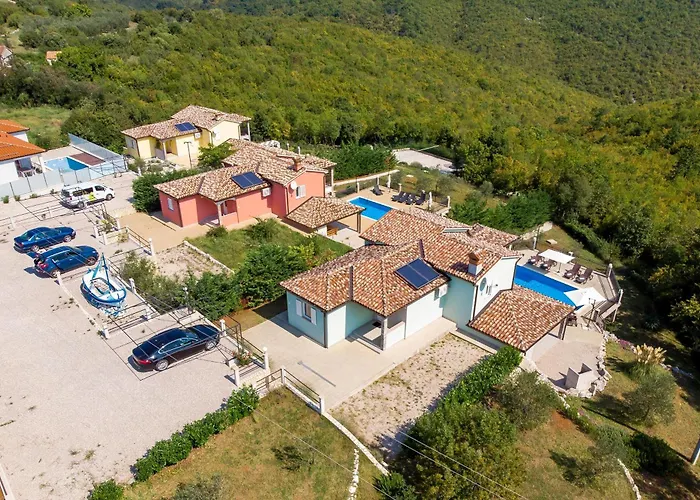 בית נופש Casa Aurelia A Pet-friendly Retreat With Wallbox *